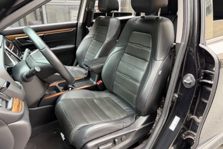 Used Honda CR-V 2019 240TURBO CVT 2WD Fashion Edition China VI Interior 6