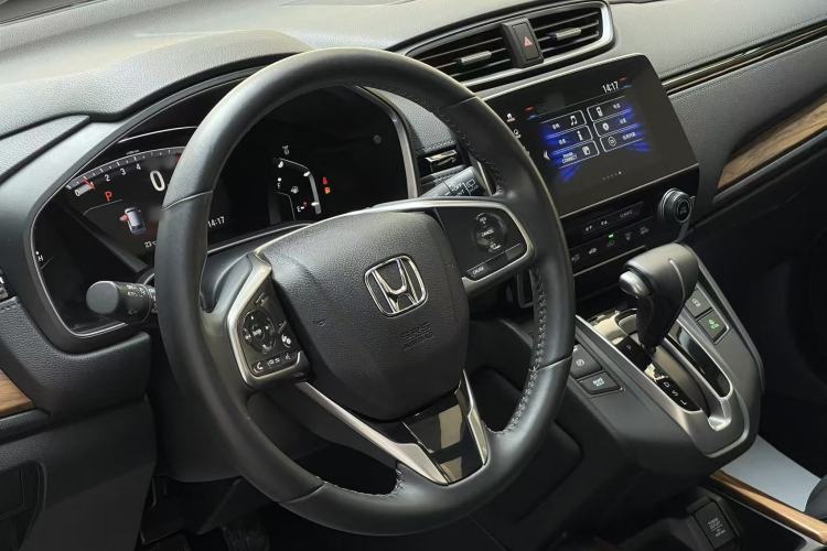 Used Honda CR-V 2019 Brilliant Edition Plus 240TURBO CVT Two-Wheel Drive Fashion Version China VI Emission Standard Interior 7
