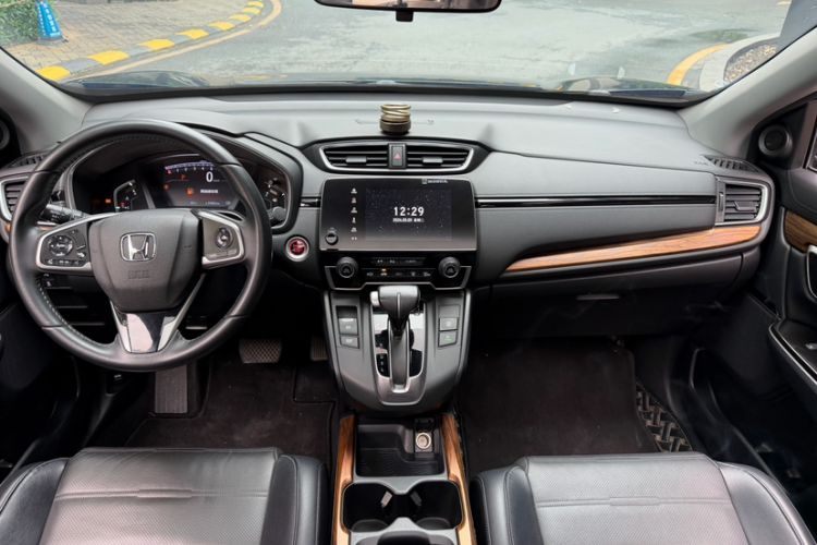 Used Honda CR-V 2019 240TURBO CVT 2WD Fashion Edition China VI Interior 9