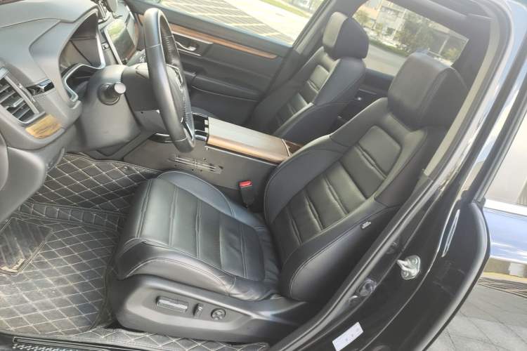 Used Honda CR-V 2019 240TURBO CVT 2WD Fashion Edition China VI Left Front Seat