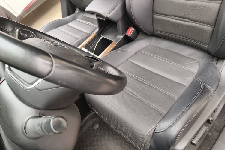 Used Honda CR-V 2019 240TURBO CVT 2WD Fashion Edition China V Left Front Seat