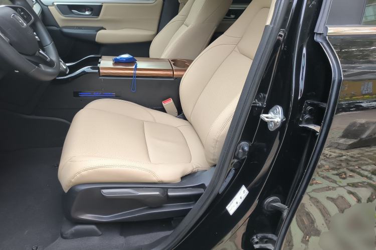 Used Honda CR-V 2019 Brilliant Edition 240TURBO CVT 2WD Comfort Version China VI Emission Standard Left Front Seat