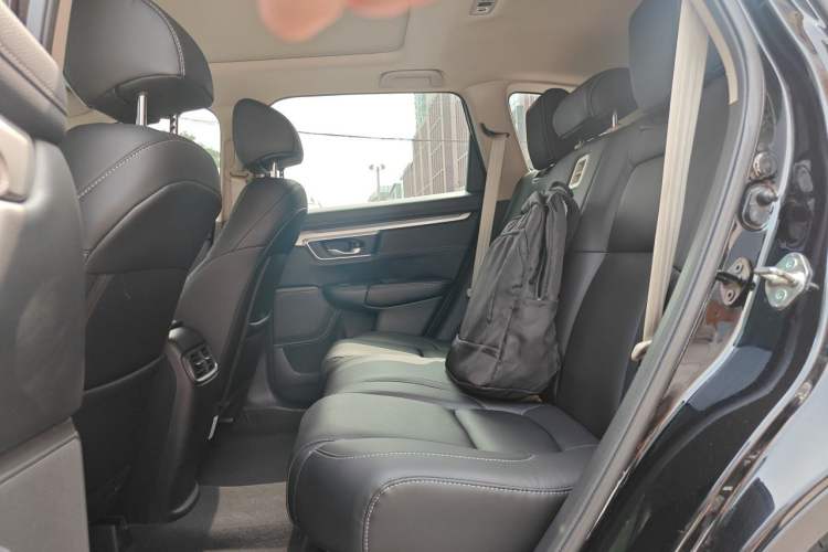 Used Honda CR-V 2019 Brilliant Edition 240TURBO CVT 2WD Comfort Version China VI Emission Standard Left Rear Seat