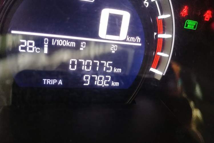 Used Honda CR-V 2019 240TURBO CVT 2WD Comfort Version China VI Emission Standard Odometer Close Up