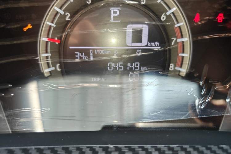 Used Honda CR-V 2019 Brilliant Edition 240TURBO CVT 2WD Comfort Version China VI Emission Standard Odometer Close Up