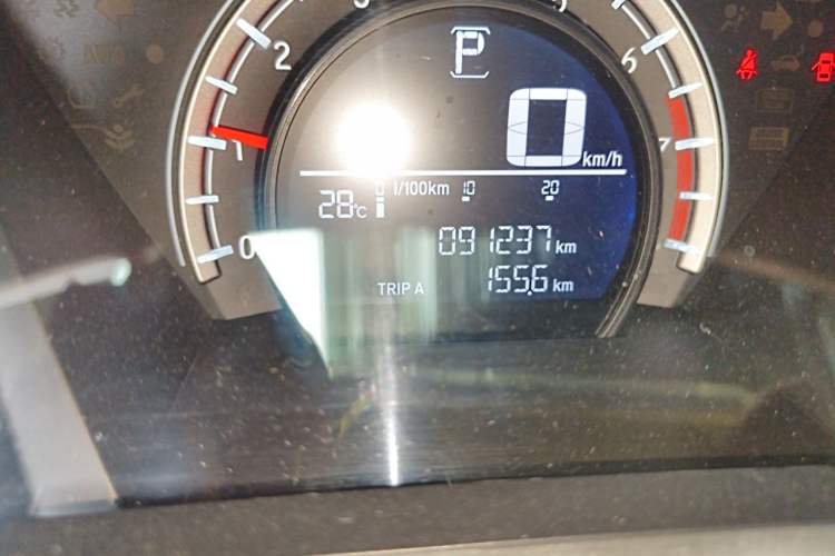 Used Honda CR-V 2019 240TURBO CVT 2WD Comfort Version China V Odometer Close Up