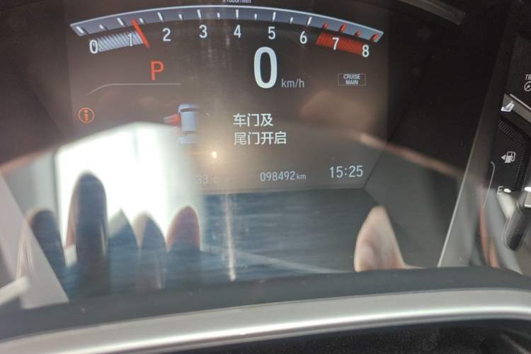 Used Honda CR-V 2019 240TURBO CVT 2WD Fashion Edition China VI Odometer Close Up