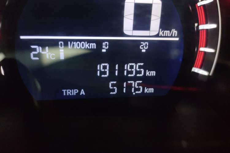 Used Honda CR-V 2019 240TURBO CVT 2WD Comfort Version China V Odometer Close Up