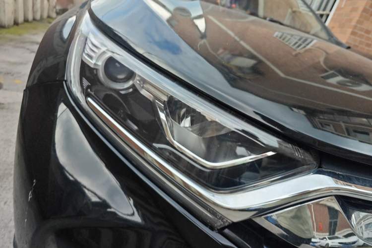 Used Honda CR-V 2019 Brilliant Edition Plus 240TURBO CVT Two-Wheel Drive Fashion Version China VI Emission Standard Right Front Headlight
