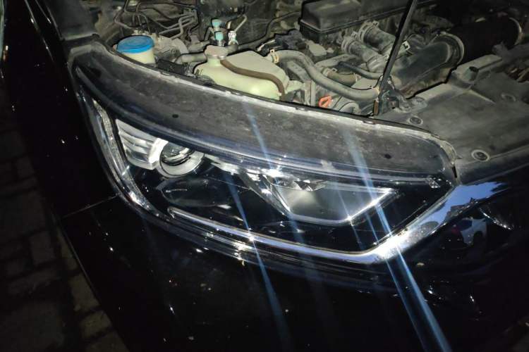 Used Honda CR-V 2019 Brilliant Edition 240TURBO CVT 2WD Comfort Version China VI Emission Standard Right Front Headlight