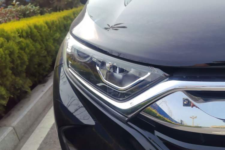 Used Honda CR-V 2019 Brilliant Edition Plus 240TURBO CVT Two-Wheel Drive Fashion Version China VI Emission Standard Right Front Headlight