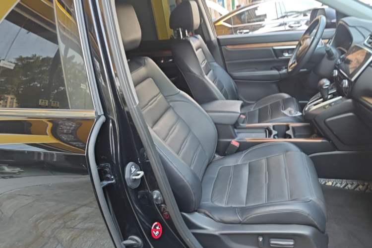 Used Honda CR-V 2019 240TURBO CVT 2WD Fashion Edition China VI Right Front Seat