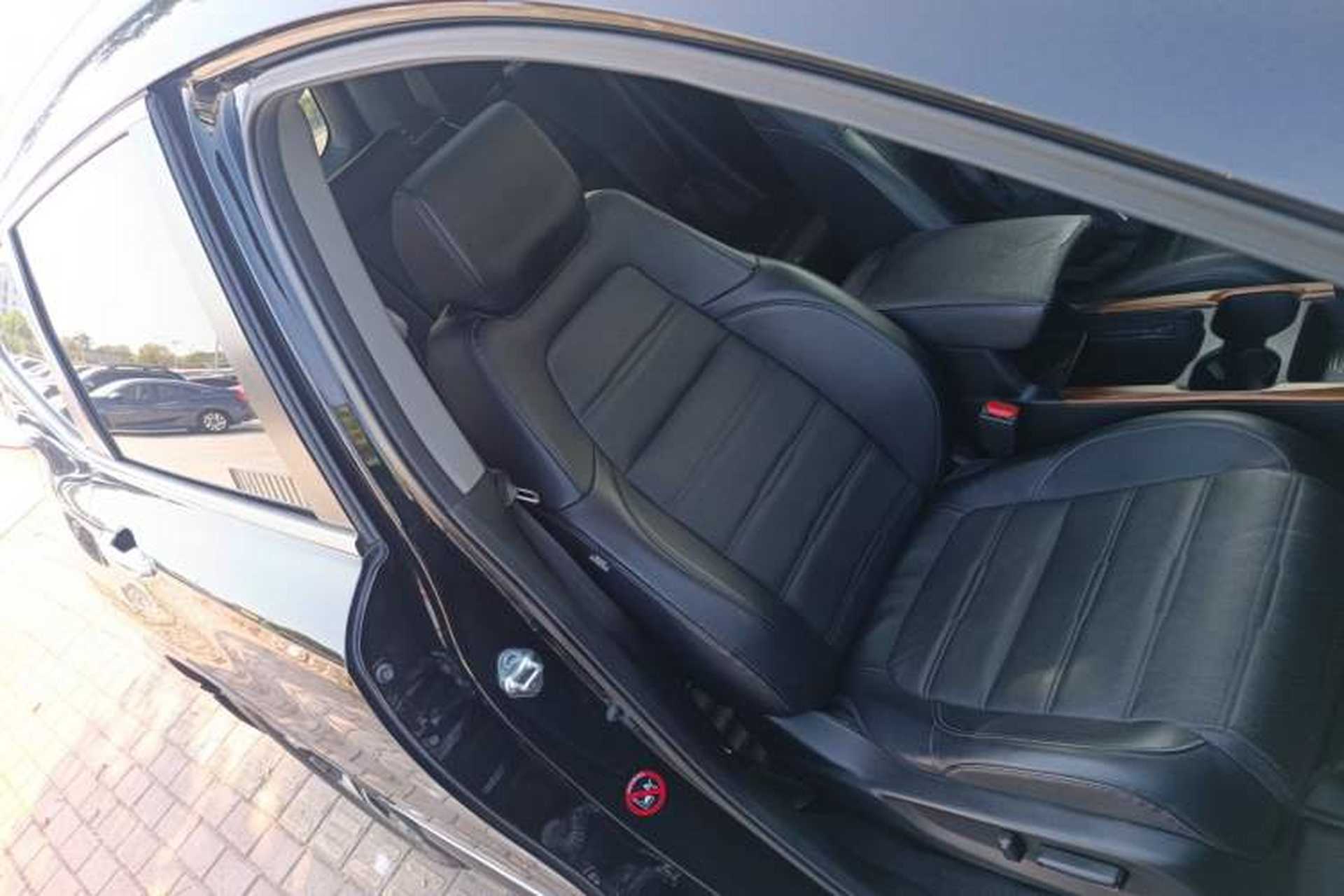 Used Honda CR-V 2019 240TURBO CVT 2WD Fashion Edition China V Right Front Seat