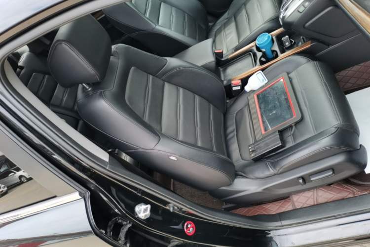 Used Honda CR-V 2019 Brilliant Edition Plus 240TURBO CVT Two-Wheel Drive Fashion Version China VI Emission Standard Right Front Seat