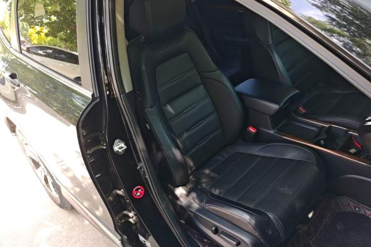 Used Honda CR-V 2019 240TURBO CVT 2WD Fashion Edition China VI Right Front Seat
