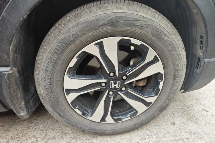 Used Honda CR-V 2019 Brilliant Edition Plus 240TURBO CVT Two-Wheel Drive Fashion Version China VI Emission Standard Right Front Wheel Hub