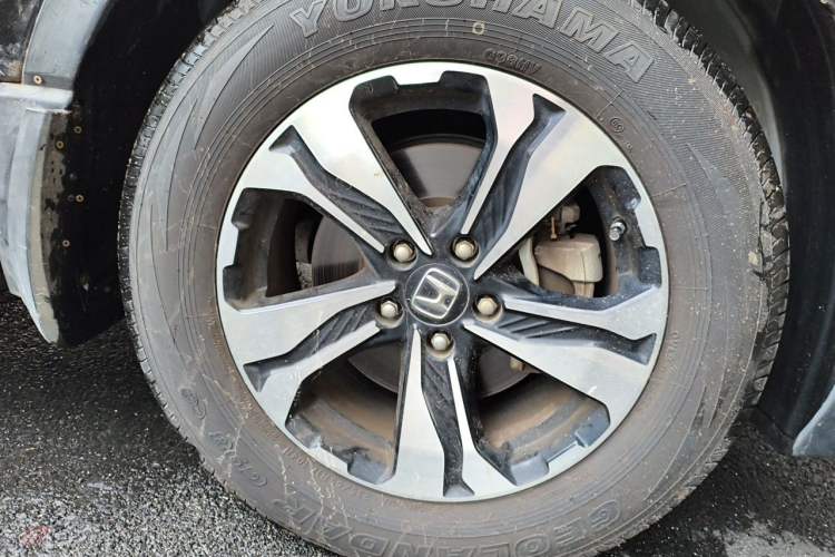 Used Honda CR-V 2019 240TURBO CVT 2WD Comfort Version China VI Emission Standard Right Front Wheel Hub
