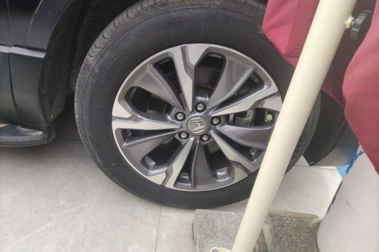 Used Honda CR-V 2019 Rui Hybrid 2.0L 2WD Pure Speed Version China VI Emission Standard Right Front Wheel Hub