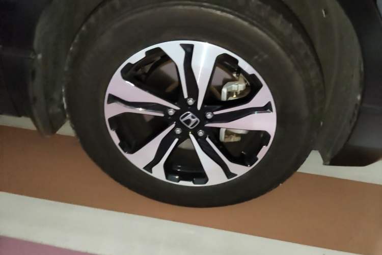 Used Honda CR-V 2019 Brilliant Edition Plus 240TURBO CVT Two-Wheel Drive Fashion Version China VI Emission Standard Right Front Wheel Hub