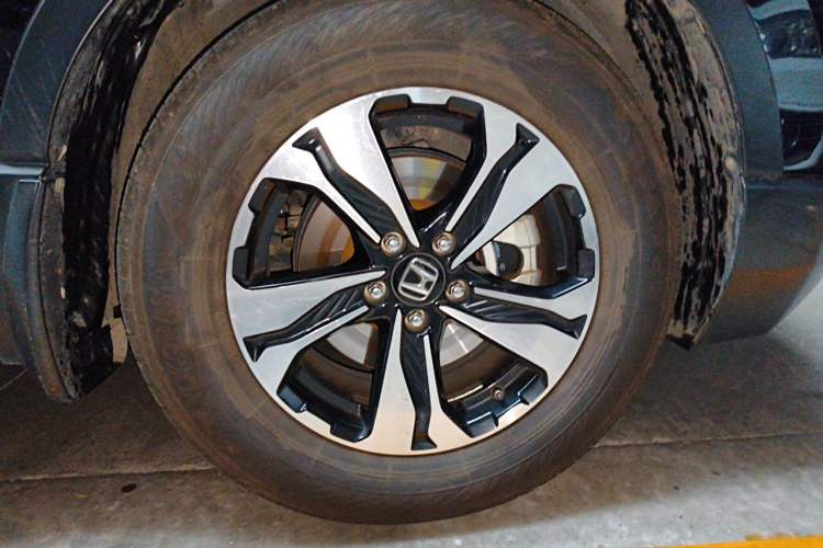 Used Honda CR-V 2019 240TURBO CVT 2WD Comfort Version China VI Emission Standard Right Front Wheel Hub