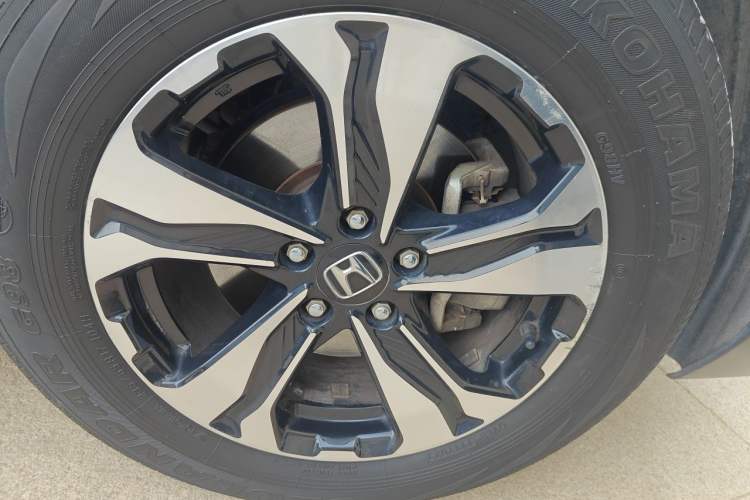 Used Honda CR-V 2019 240TURBO CVT 2WD Fashion Edition China V Right Front Wheel Hub