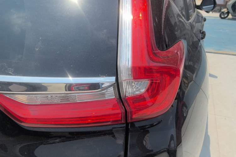 Used Honda CR-V 2019 Brilliant Edition Plus 240TURBO CVT Two-Wheel Drive Fashion Version China VI Emission Standard Right Rear Taillight
