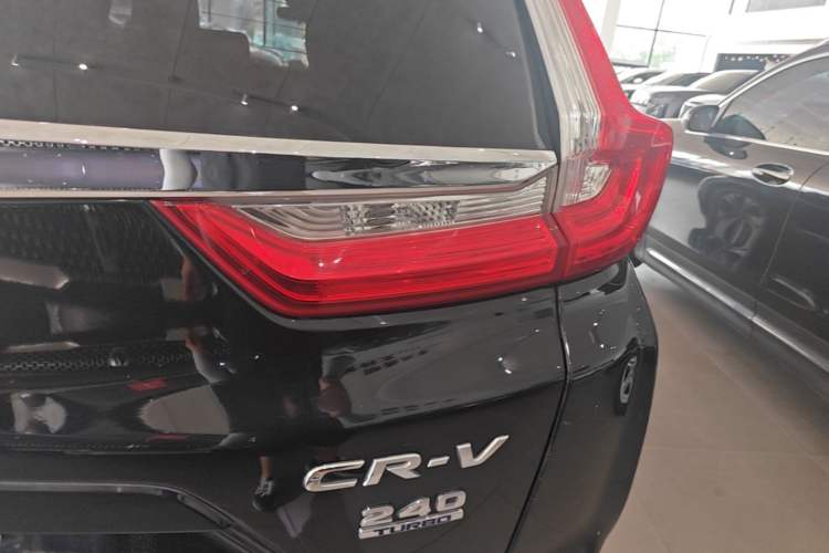 Used Honda CR-V 2019 Brilliant Edition Plus 240TURBO CVT Two-Wheel Drive Fashion Version China VI Emission Standard Right Rear Taillight