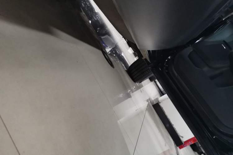 Used Honda CR-V 2019 240TURBO CVT 2WD Fashion Edition China VI Right Side Sill