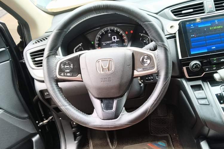 Used Honda CR-V 2019 Brilliant Edition 240TURBO CVT 2WD Comfort Version China VI Emission Standard Steering Wheel