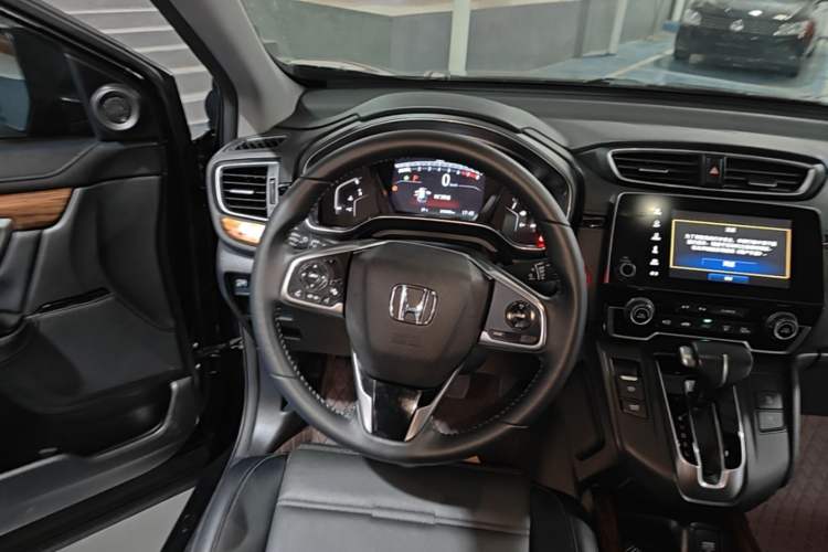 Used Honda CR-V 2019 240TURBO CVT 2WD Fashion Edition China V Steering Wheel