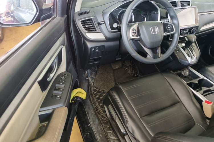 Used Honda CR-V 2019 240TURBO CVT 2WD Comfort Version China VI Emission Standard Steering Wheel