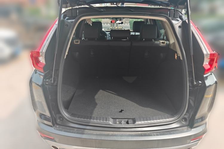 Used Honda CR-V 2019 Brilliant Edition 240TURBO CVT 2WD Comfort Version China VI Emission Standard Trunk