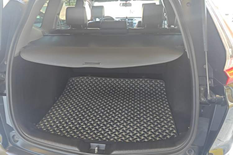 Used Honda CR-V 2019 240TURBO CVT 2WD Fashion Edition China VI Trunk