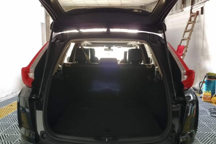 Used Honda CR-V 2019 240TURBO CVT 2WD Comfort Version China VI Emission Standard Trunk