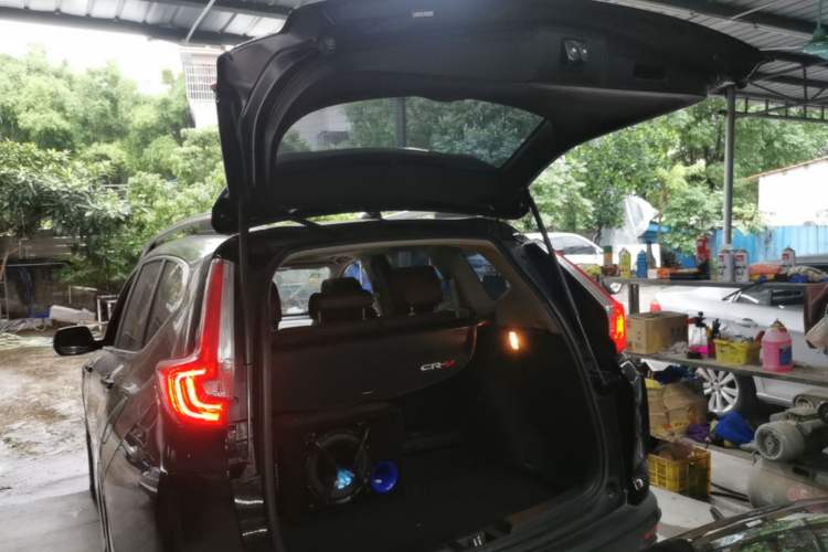 Used Honda CR-V 2019 240TURBO CVT 2WD Comfort Version China VI Emission Standard Trunk