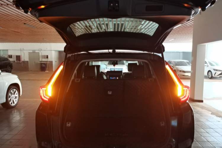 Used Honda CR-V 2019 240TURBO CVT 2WD Comfort Version China VI Emission Standard Trunk