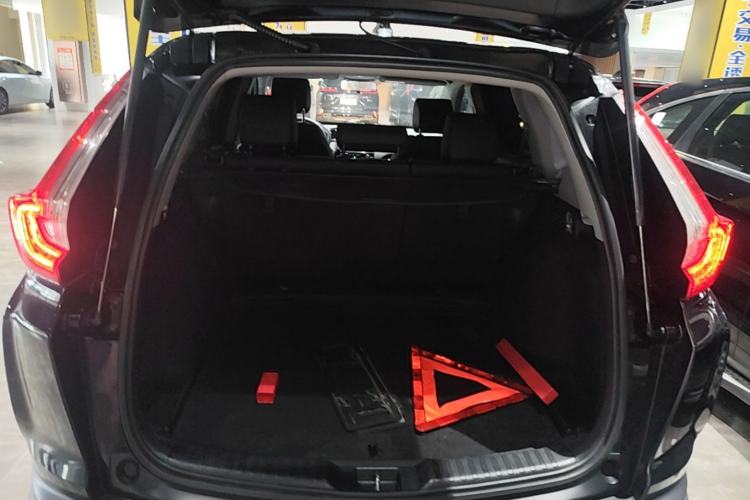 Used Honda CR-V 2019 240TURBO CVT 2WD Fashion Edition China VI Trunk