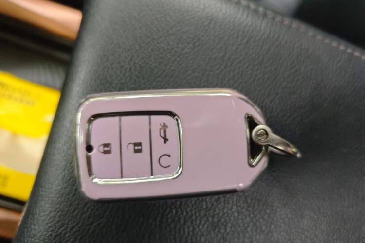Used Honda CR-V 2019 240TURBO CVT 2WD Fashion Edition China VI Vehicle Key