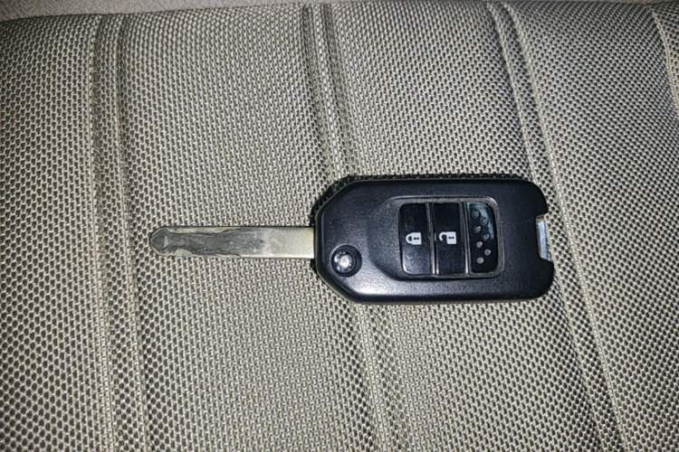 Used Honda CR-V 2019 240TURBO CVT 2WD Comfort Version China V Vehicle Key