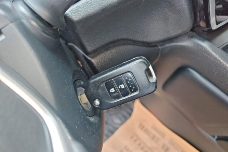 Used Honda CR-V 2019 240TURBO CVT 2WD Comfort Version China VI Emission Standard Vehicle Key