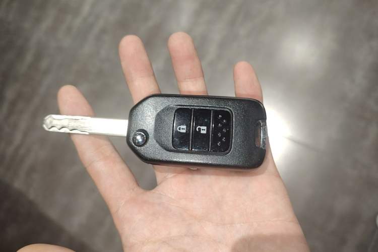 Used Honda CR-V 2019 240TURBO CVT 2WD Comfort Version China VI Emission Standard Vehicle Key