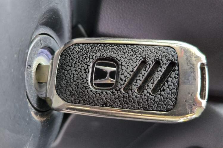 Used Honda CR-V 2019 240TURBO CVT 2WD Comfort Version China VI Emission Standard Vehicle Key