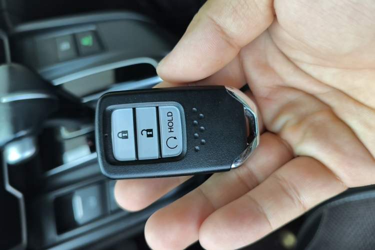 Used Honda CR-V 2019 240TURBO CVT 2WD Fashion Edition China VI Vehicle Key
