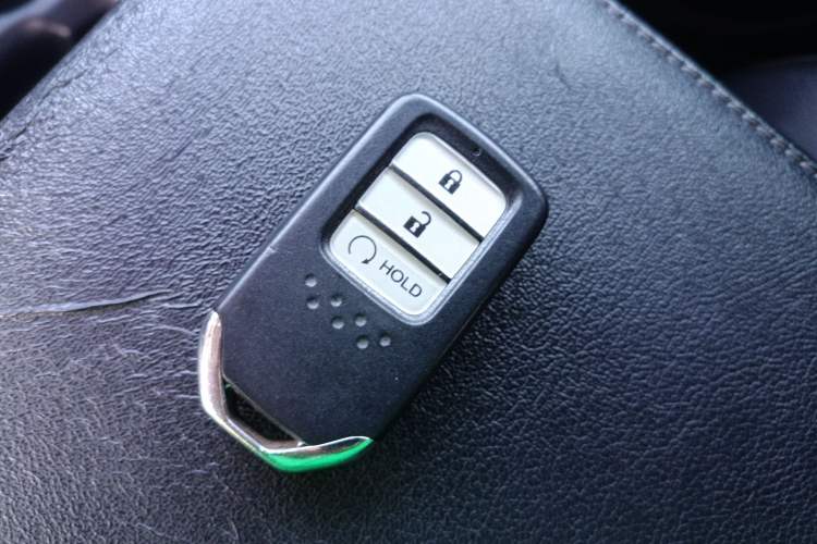 Used Honda CR-V 2019 240TURBO CVT 2WD Fashion Edition China V Vehicle Key