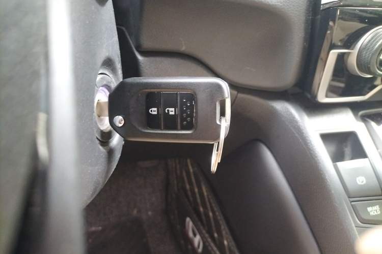 Used Honda CR-V 2019 240TURBO CVT 2WD Comfort Version China VI Emission Standard Vehicle Key