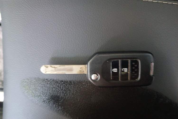 Used Honda CR-V 2019 240TURBO CVT 2WD Comfort Version China V Vehicle Key