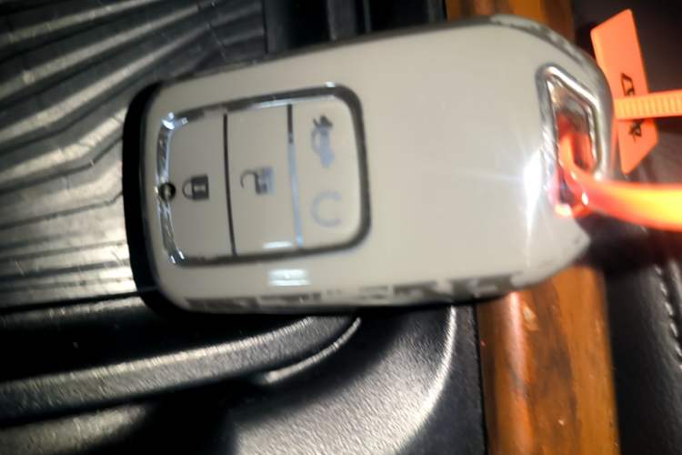 Used Honda CR-V 2019 240TURBO CVT 2WD Fashion Edition China VI Vehicle Key