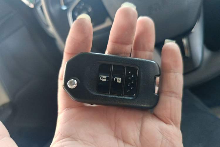 Used Honda CR-V 2019 240TURBO CVT 2WD Comfort Version China V Vehicle Key