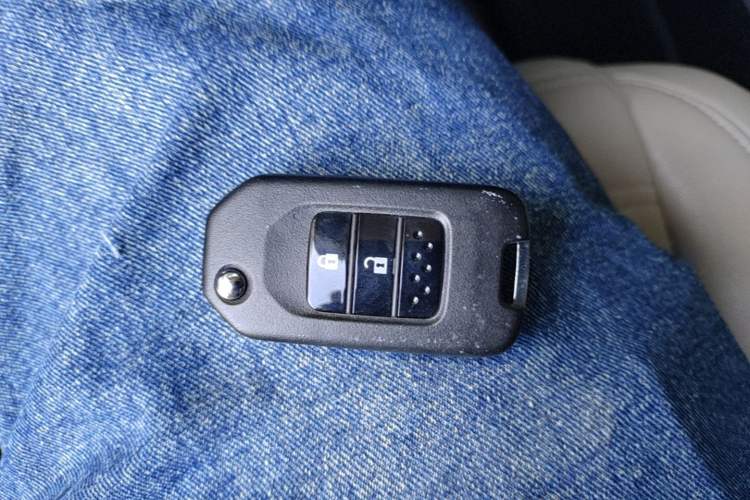 Used Honda CR-V 2019 240TURBO CVT 2WD Comfort Version China V Vehicle Key