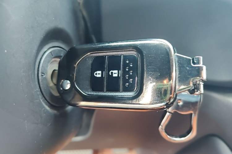 Used Honda CR-V 2019 240TURBO CVT 2WD Comfort Version China V Vehicle Key